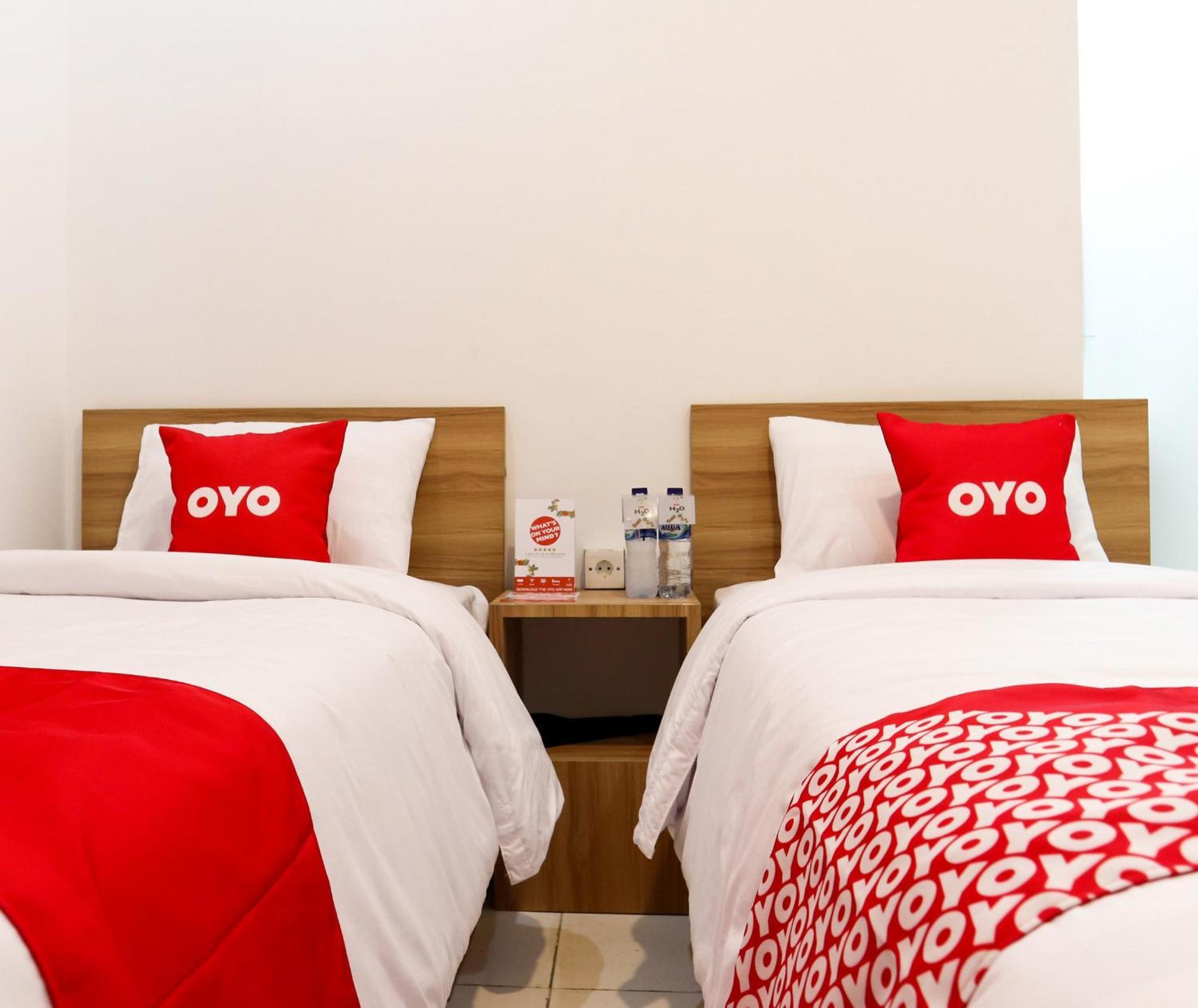 OYO 1191 Monalisa Residence And Cafe Padang (Sumatra) Exterior foto